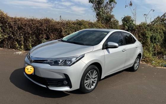 TOYOTA COROLLA 1.8 GLI 16V FLEX 4P AUTOMÁTICO TOYOTA COROLLA 1.8 GLI 16V FLEX 4P AUTOMÁTICO